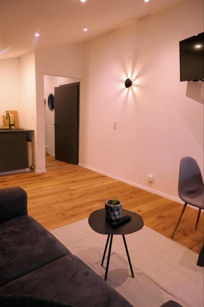 Nest'L Appartements & Zimmer Mösern Habitación foto